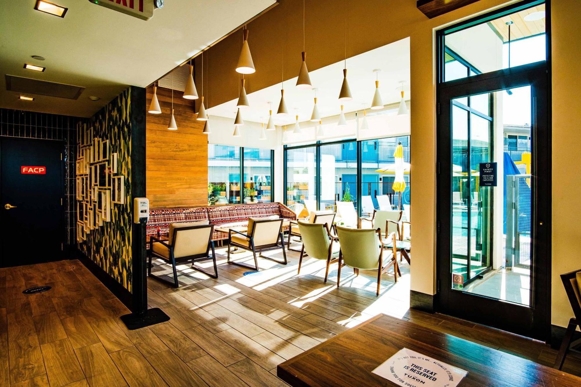 Voco The Tuxon By Ihg Hotel Tucson Exterior photo